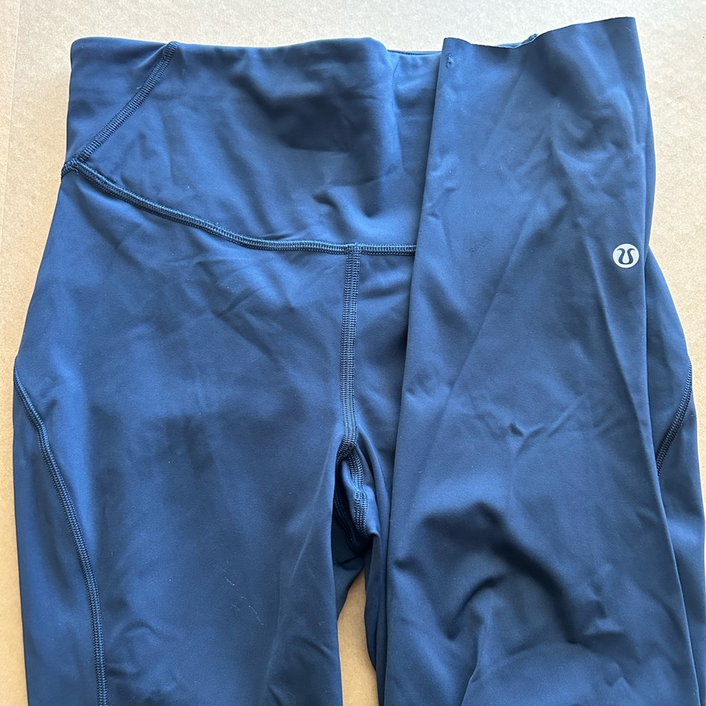 🍋 Lululemon Athletica Deep Blue Leggings